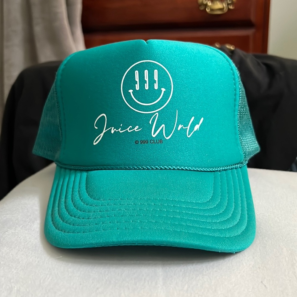 ‘Juice WRLD’ trucker hat